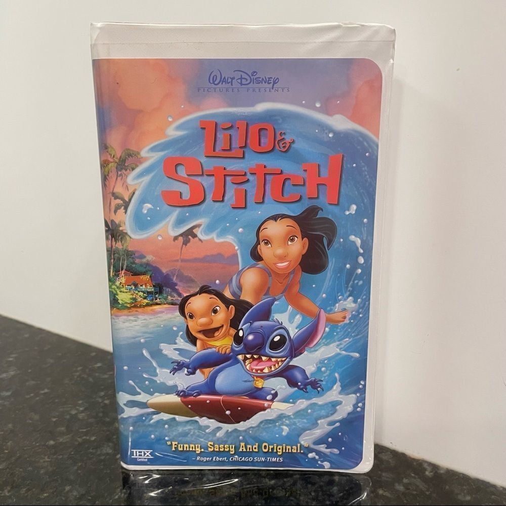COPY - VHS 📼 Walt Disney’s Lilo and Stitch - Picture 2 of 8